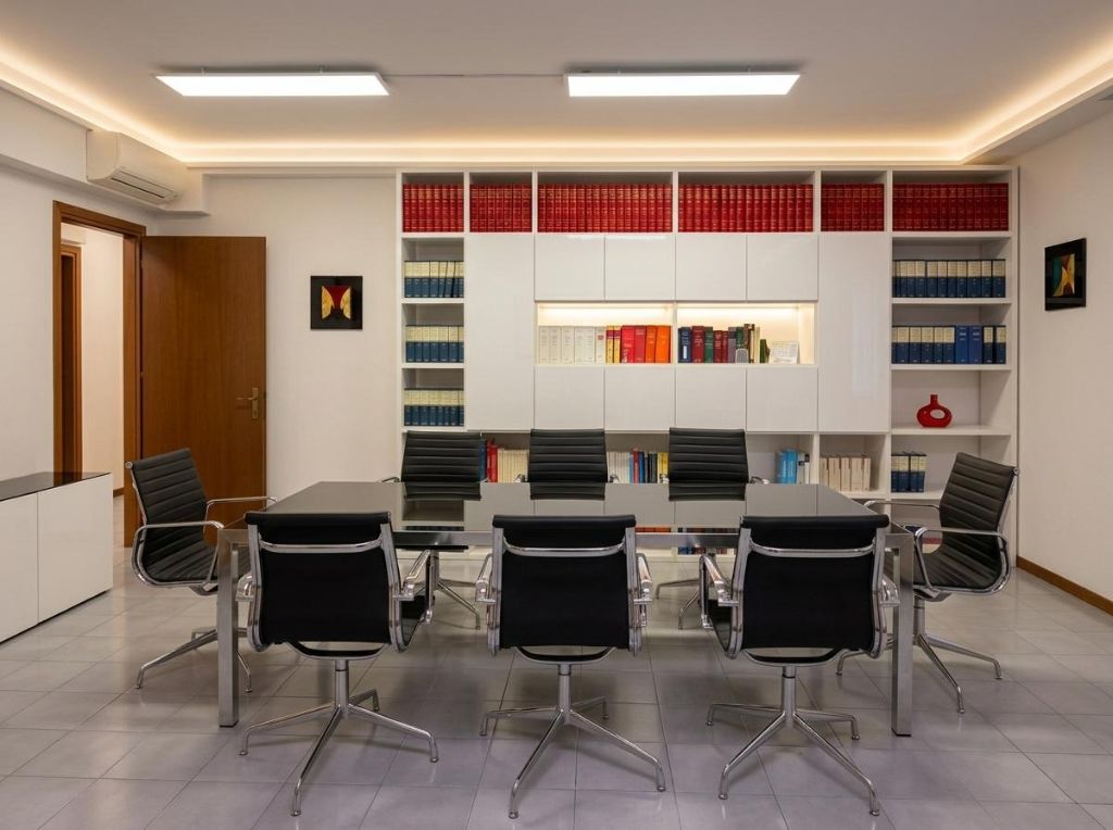 Studio Notarile Bagnolo in Piano – sala riunioni